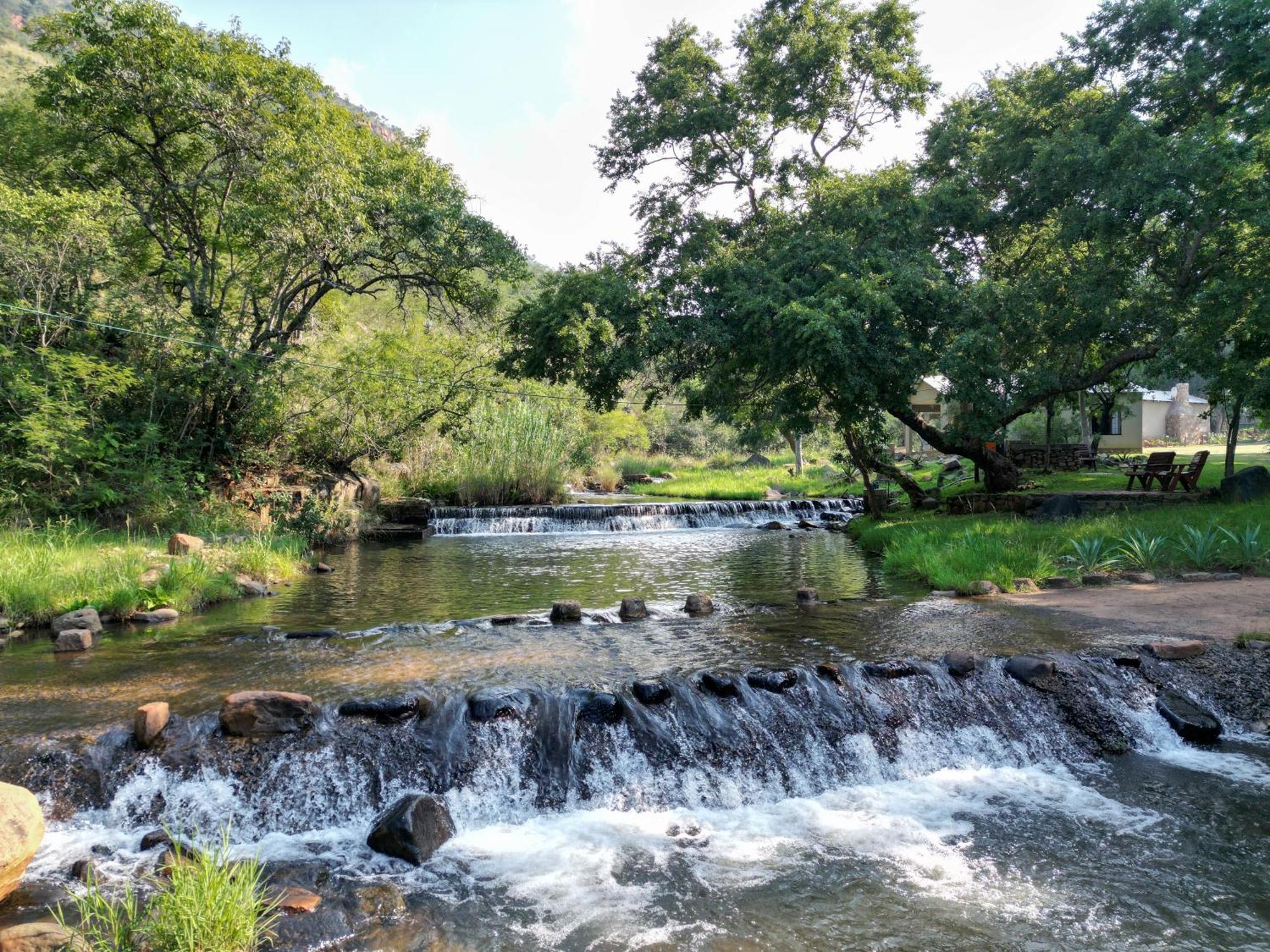 Rocky Drift Private Nature Reserve Waterval Boven Bagian luar foto