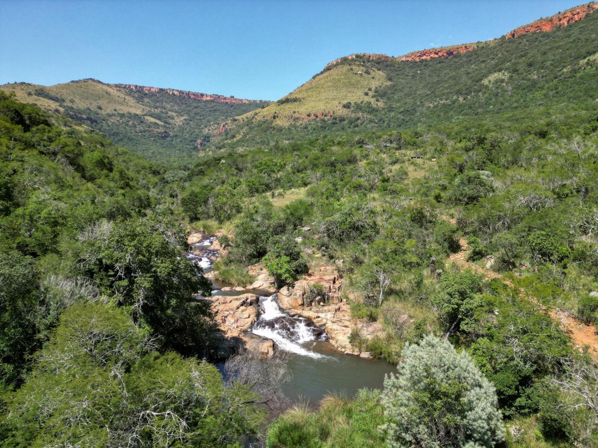 Rocky Drift Private Nature Reserve Waterval Boven Bagian luar foto