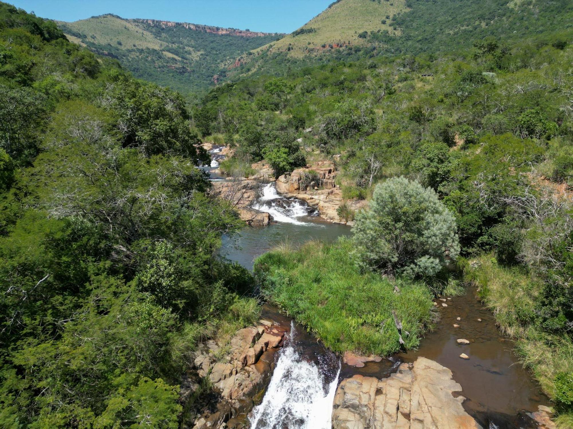 Rocky Drift Private Nature Reserve Waterval Boven Bagian luar foto